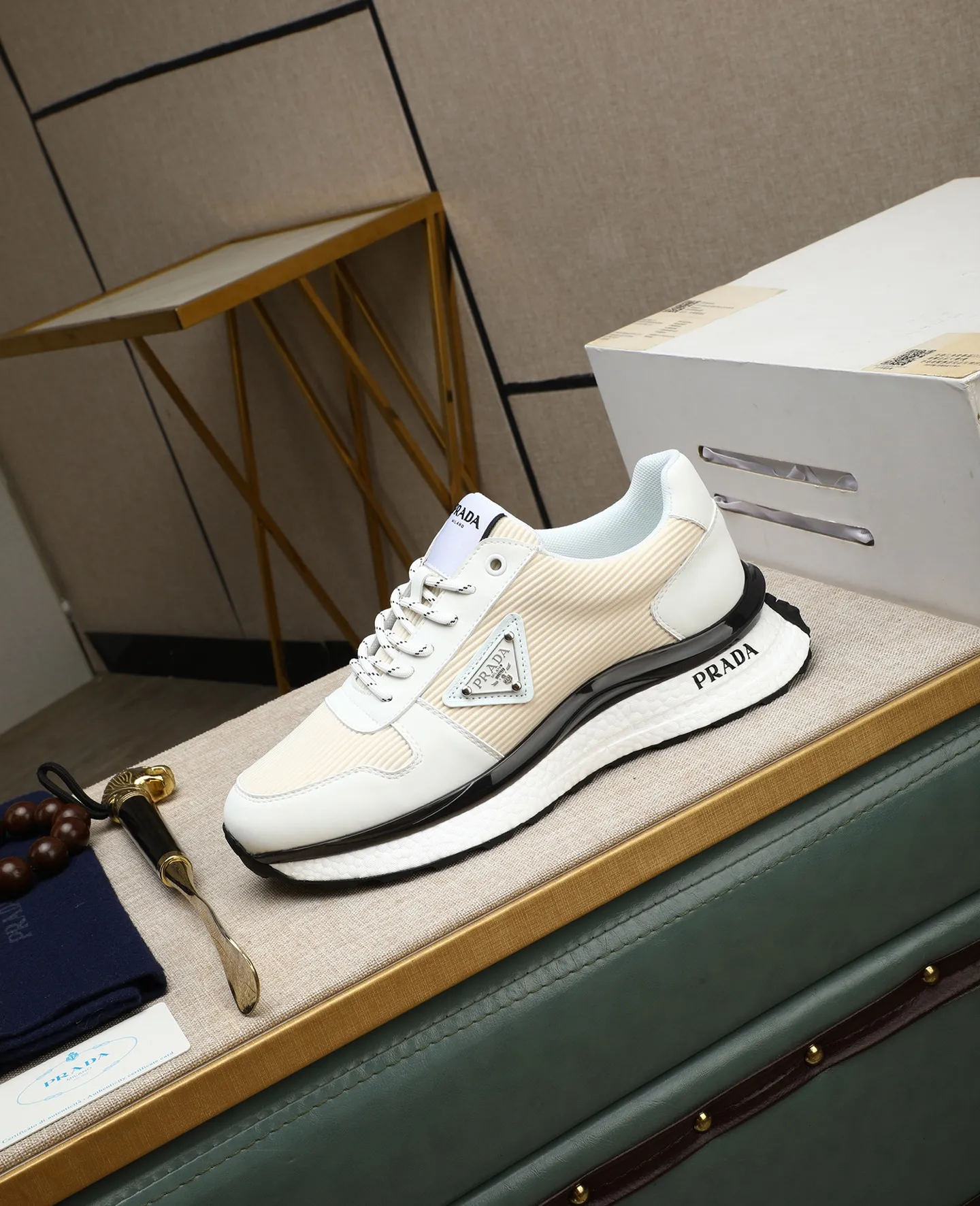 Men's shoes💰460🌹🌹[PRADA—Prada] latest model🙈original replica! 👟👟👟Available here. The workmanship is top-notch. The upper is made of Italian 🇮🇹Imported calfskin. ❗️Breathable genuine leather lining @Suitable for travel. The original version has an enlarged engraved sole, making it suitable for all kinds of travels, showing low-key luxury. Let quality speak for itself. Color: Size: 38-44